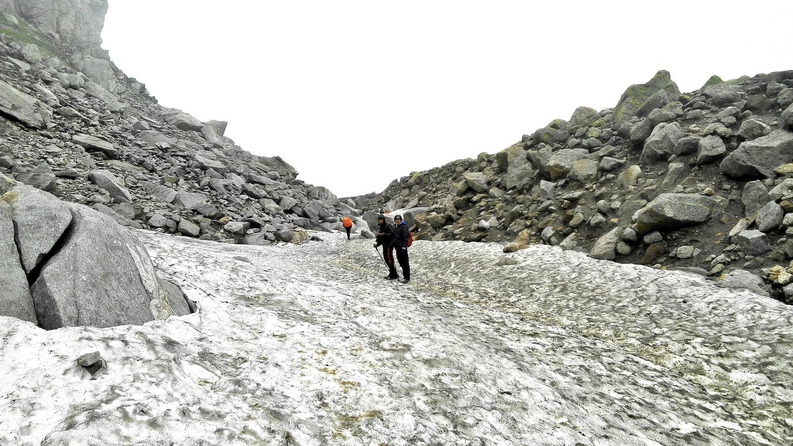 Hampta Pass Trek with Chandratal - Photo 6